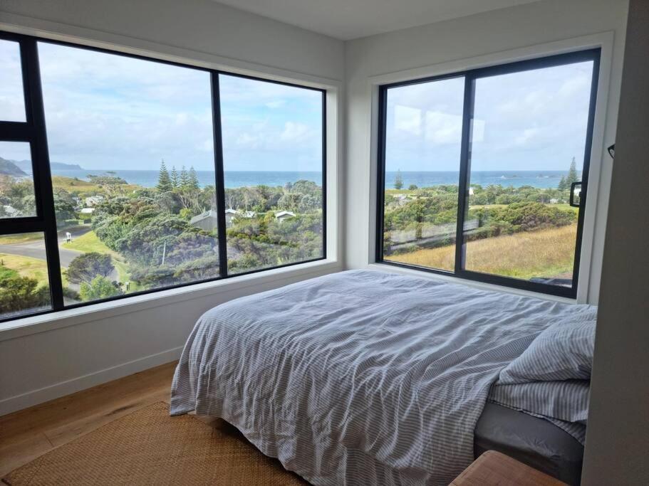 Xspot Medlands Beach House - Ocean Views - Short Stroll To The Beach Exterior photo